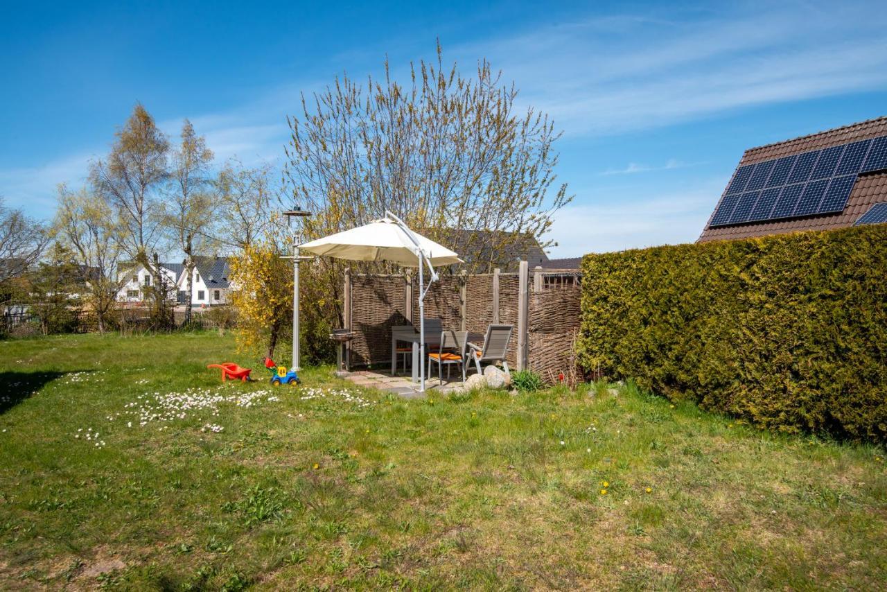 גראל-מוריץ Ferienwohnung Brombeere Mit Grossem Garten Und Balkon מראה חיצוני תמונה